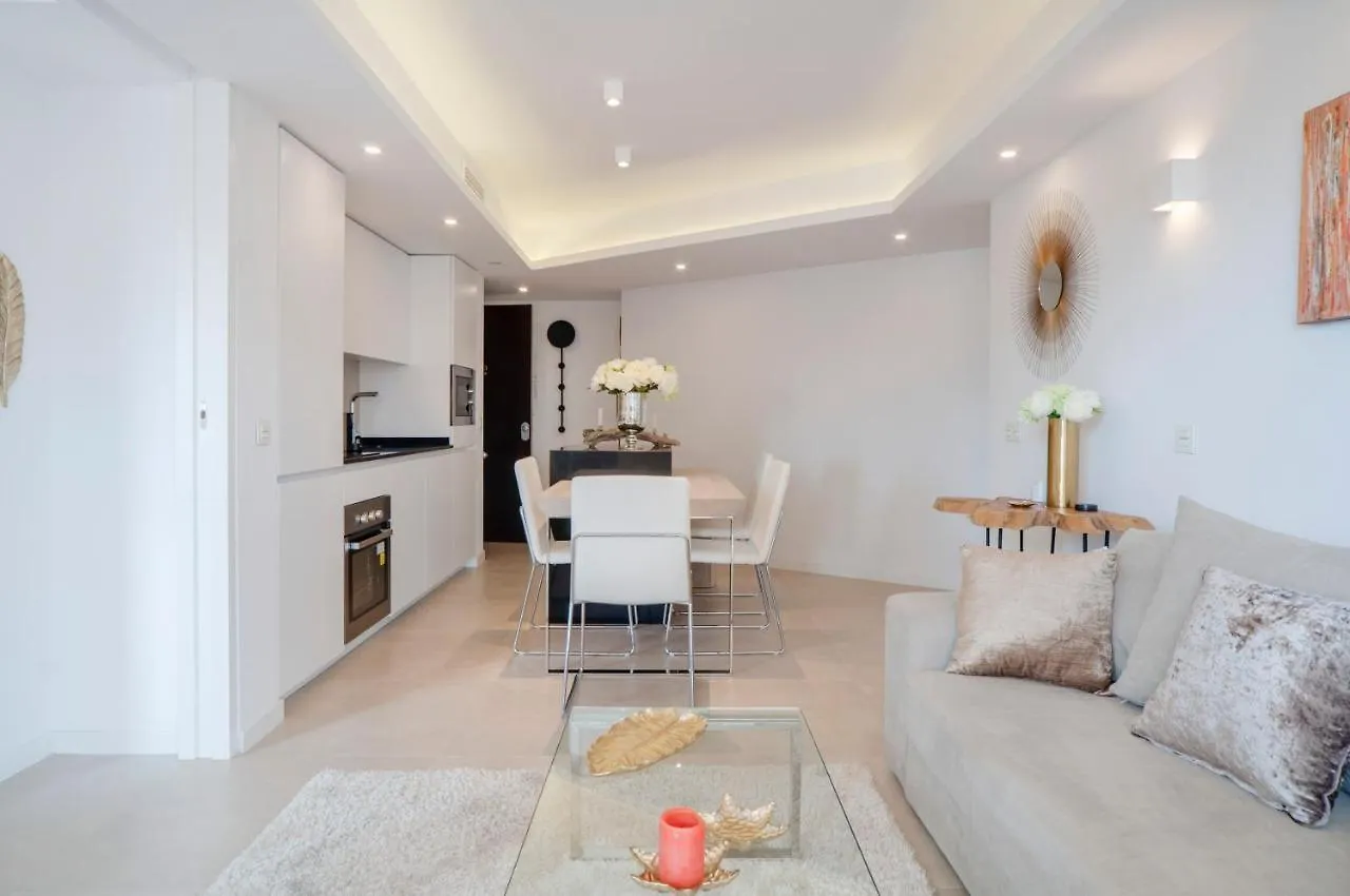 Marbella Beach City Center Apartment